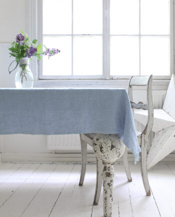 Heaven Linen pöytäliina 145 x 250 taivaansininen